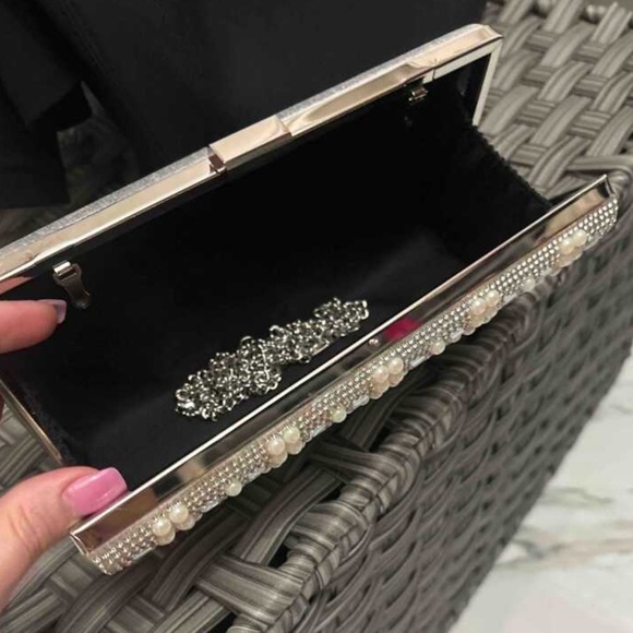 💎 Jewel Encrusted Purse 💎 - Picture 5 of 7